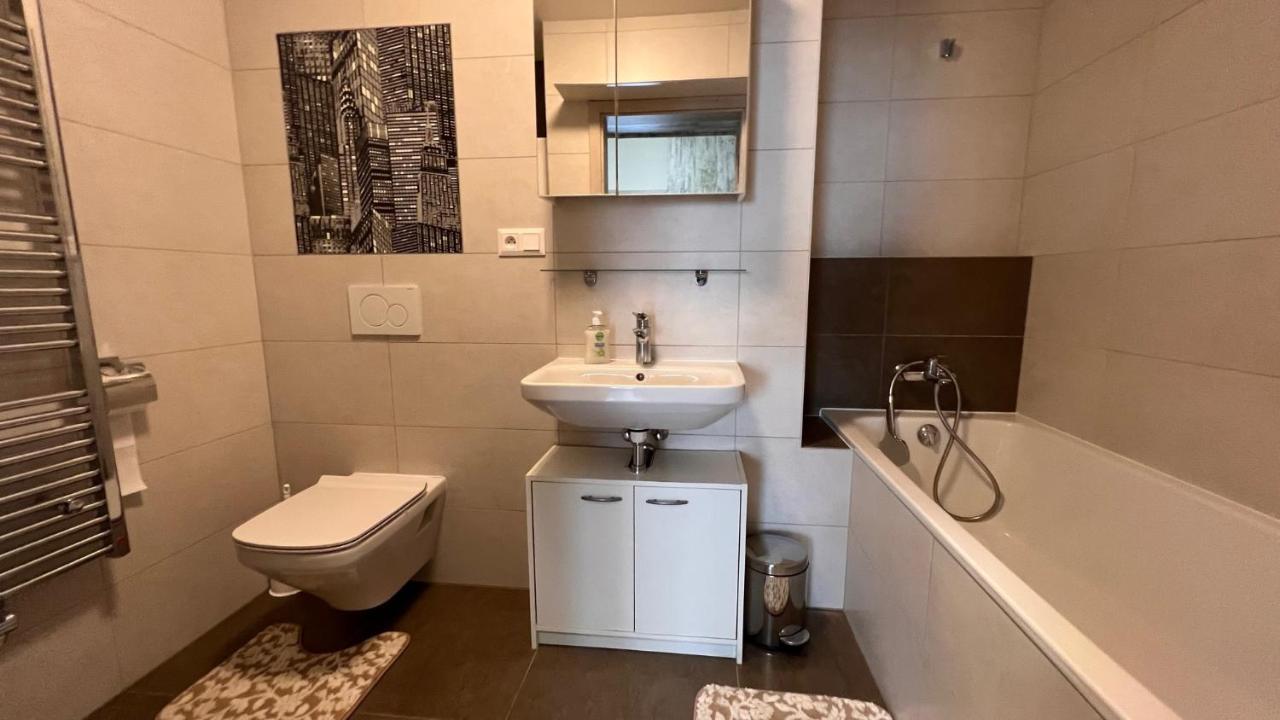 Air-conditioned, 2 With Balcony, New Building Raca Appartement