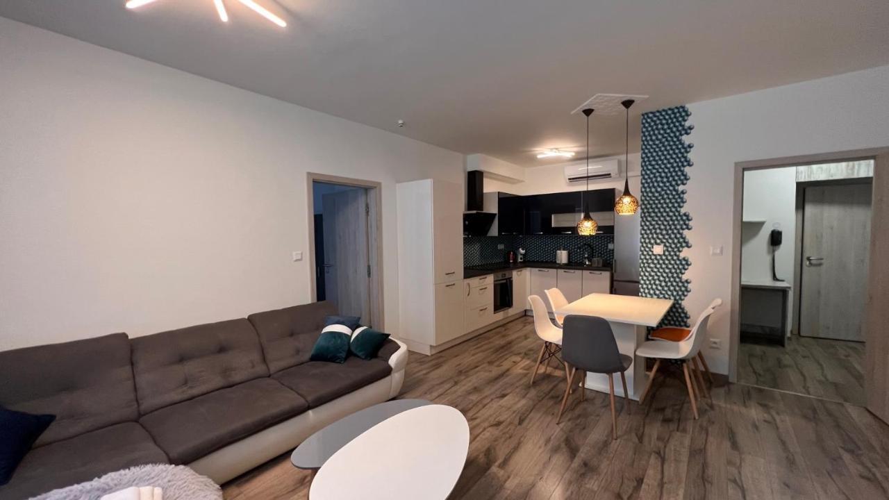 Air-conditioned, 2 With Balcony, New Building Raca Appartement Bratislava